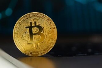 派币数字货币交易平台：概述、功能及交易环境介绍